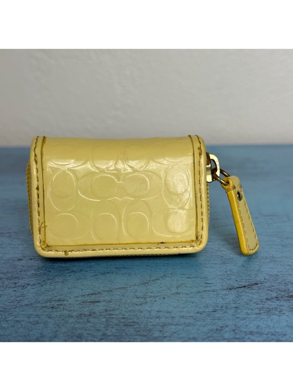 Vintage Coach Case in Yellow Patten Leather